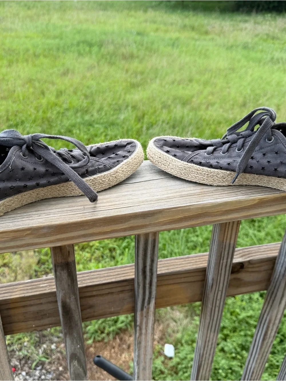 Universal Thread Gray Star Cutout Espadrille Sneakers Size 10